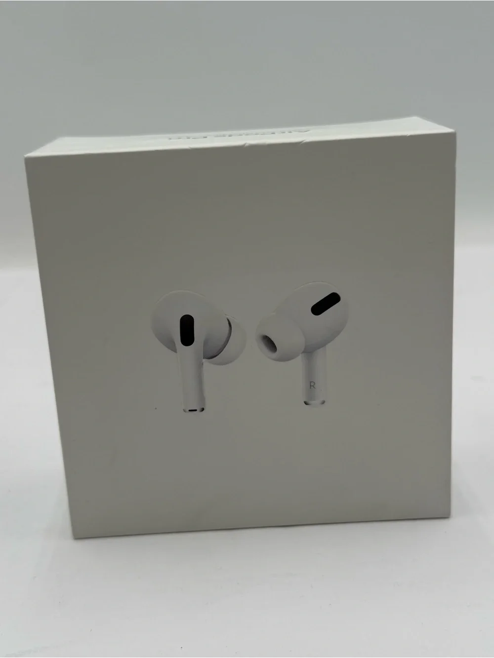 E7 Apple AirPods Pro MagSafe Charging Case MLWK3AM/A A2083 A2084 A2190 Open Box